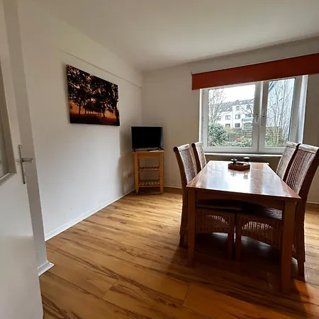 Sali - - Apartmenthaus Wusthoffstrasse