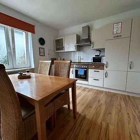 Sali - - Apartmenthaus Wusthoffstrasse *