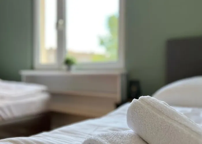 Sali - - Apartmenthaus Wusthoffstrasse * Essen