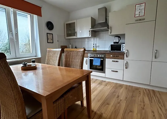 Sali - - Apartmenthaus Wusthoffstrasse *